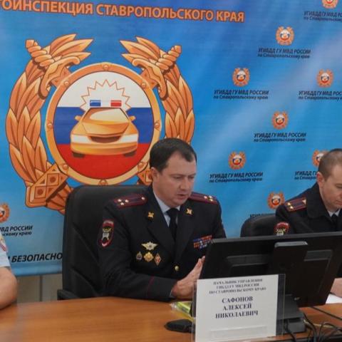 Начальник ГИБДД Ставрополья встретился с руководством автосалонов